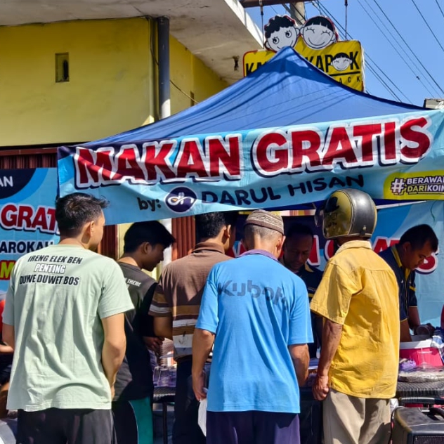 Warung Makan Gratis Semarang: Darul Hisan Hidupkan Harapan Lewat 1000 Porsi di Bulan Agustus