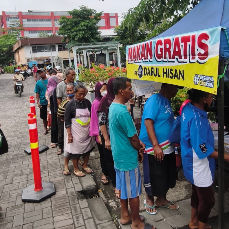 Darul Hisan Berbagi 2.500 Porsi Makan Gratis di Semarang, Aksi Nyata Peduli Pekerja Jalanan dan Masyarakat